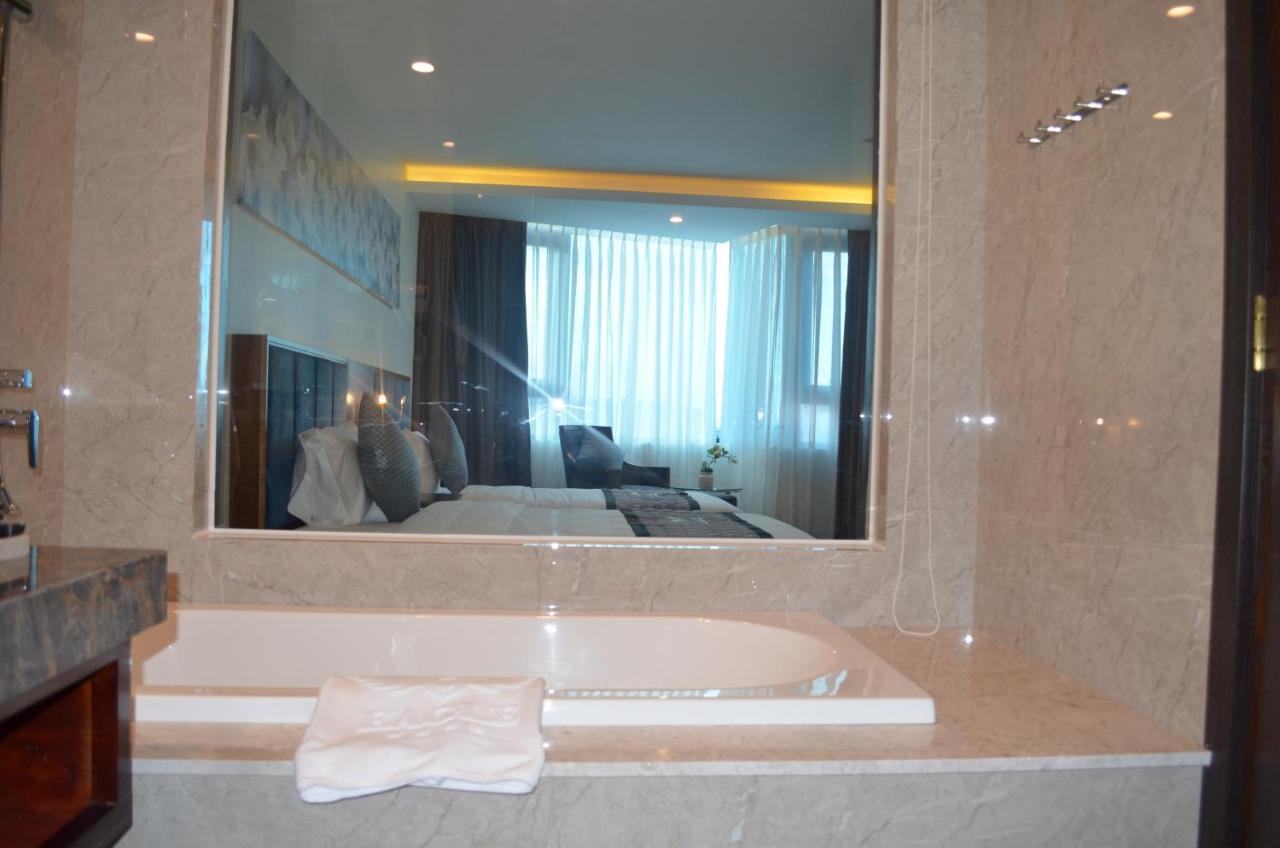 Eagle Hotel Dai Tiet Dış mekan fotoğraf